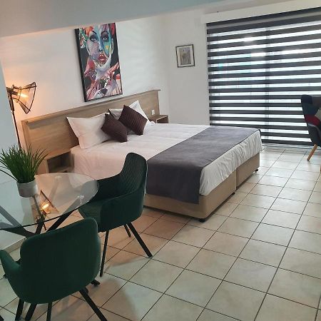 Larnaca Bay Suites Zewnętrze zdjęcie