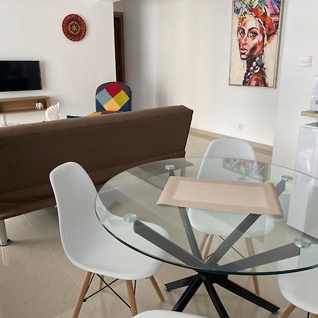 Larnaca Bay Suites Zewnętrze zdjęcie