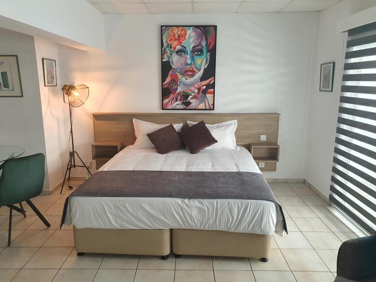 Larnaca Bay Suites Zewnętrze zdjęcie