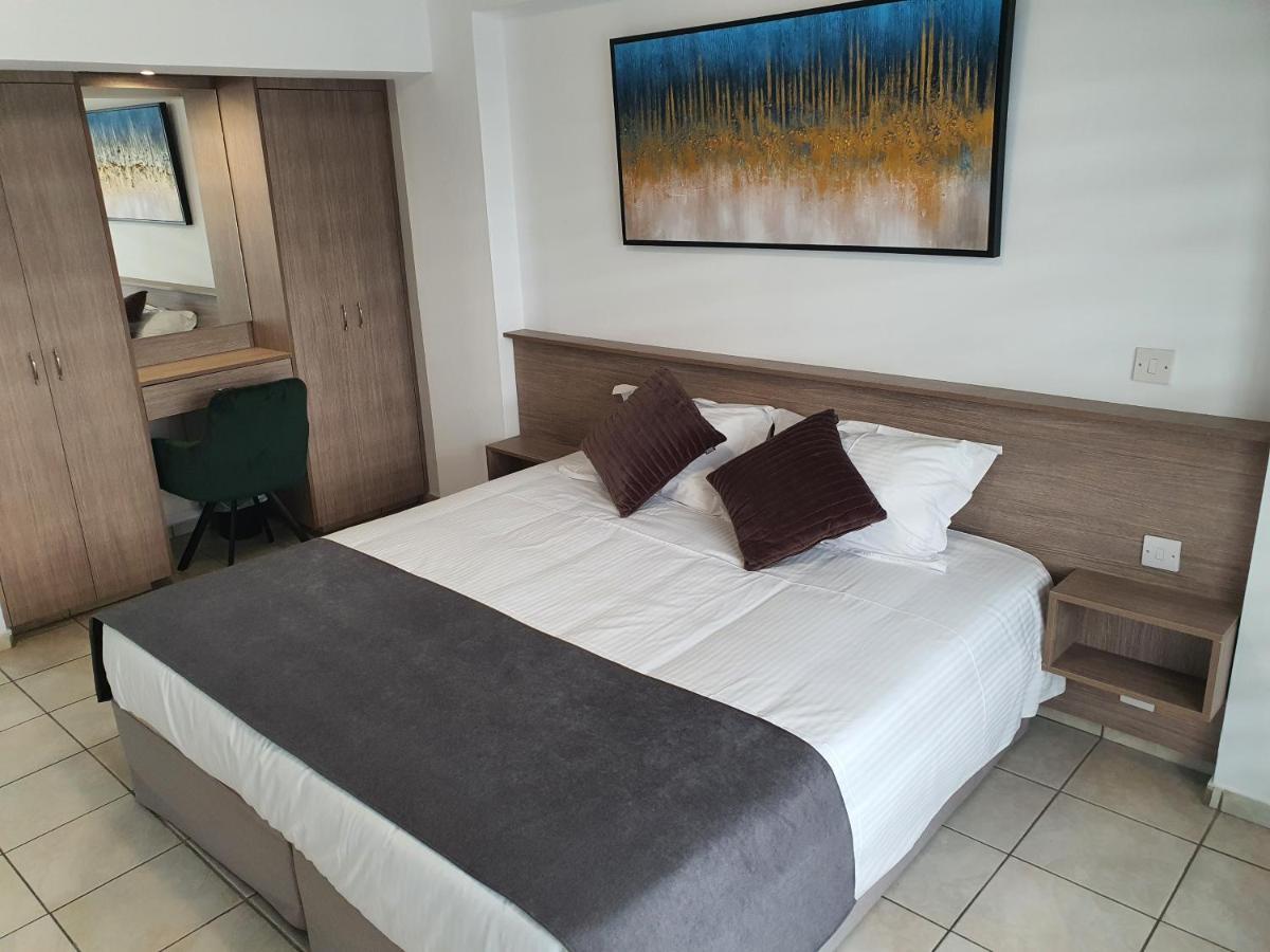 Larnaca Bay Suites Zewnętrze zdjęcie