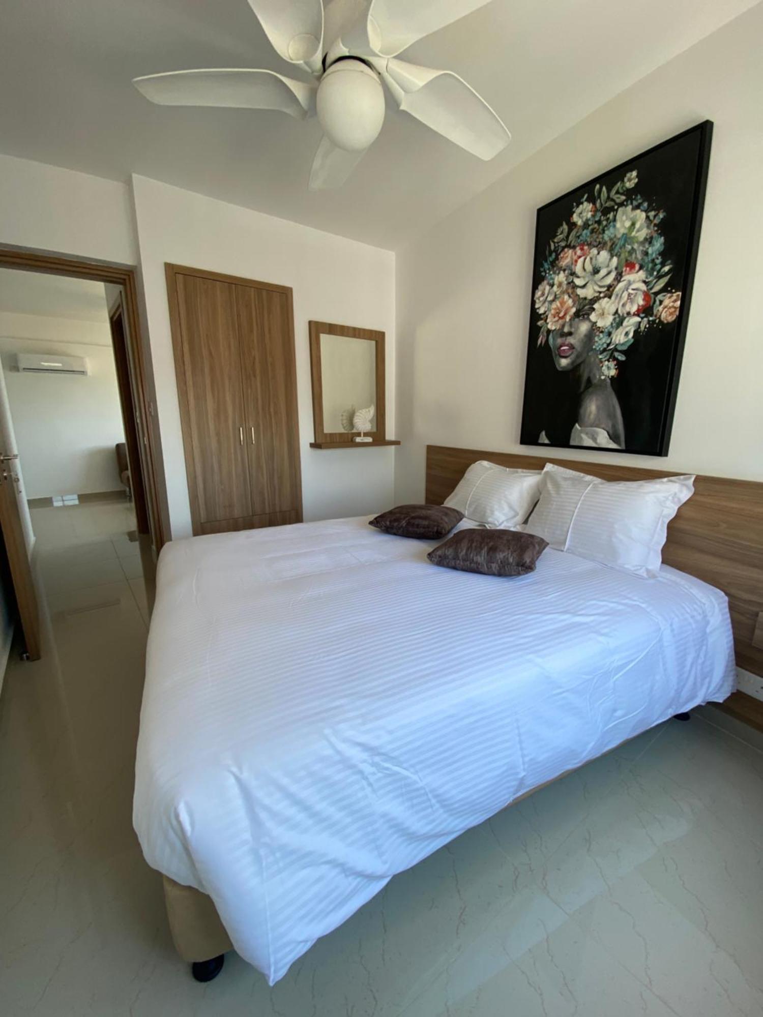 Larnaca Bay Suites Zewnętrze zdjęcie