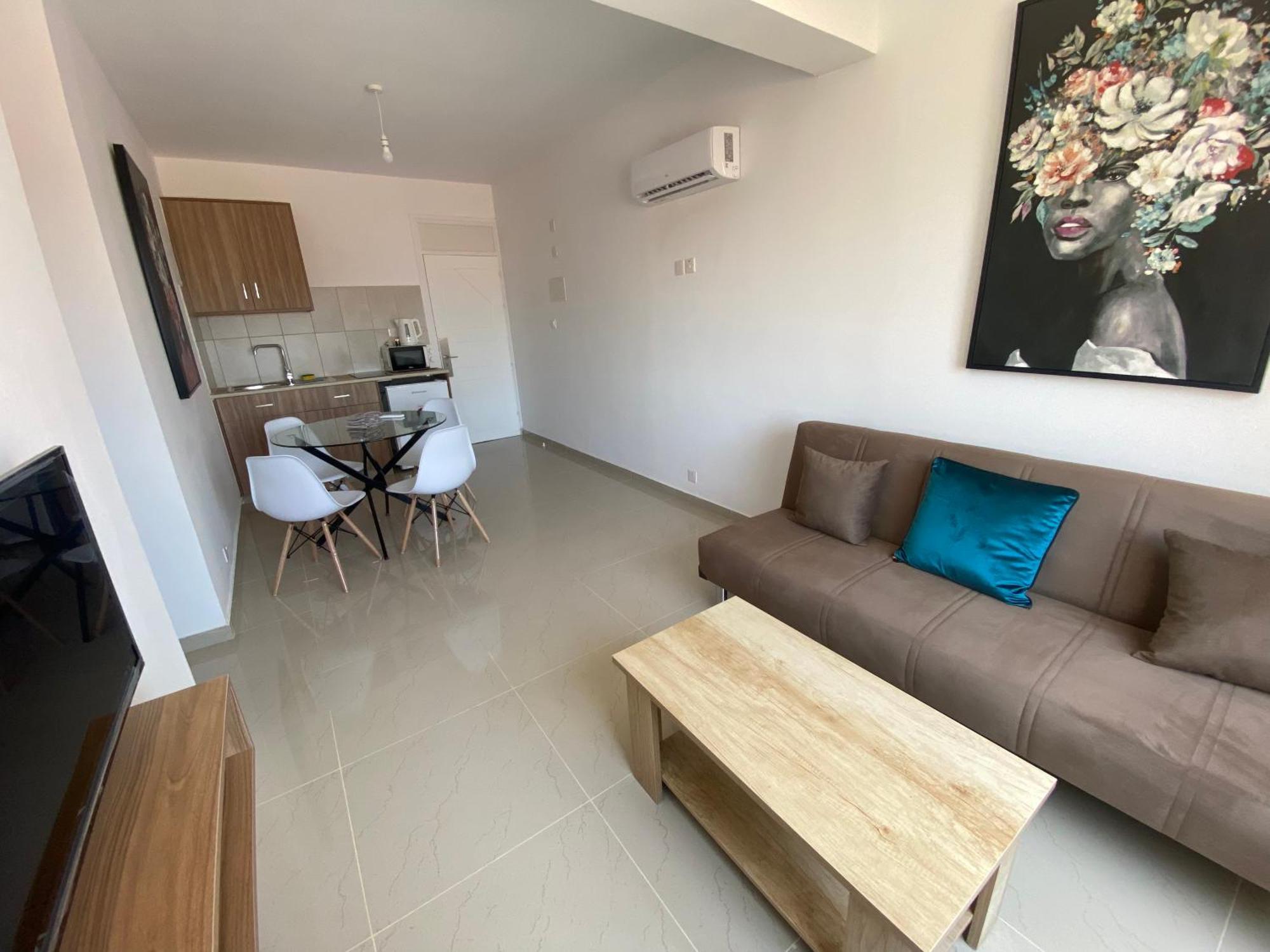 Larnaca Bay Suites Zewnętrze zdjęcie