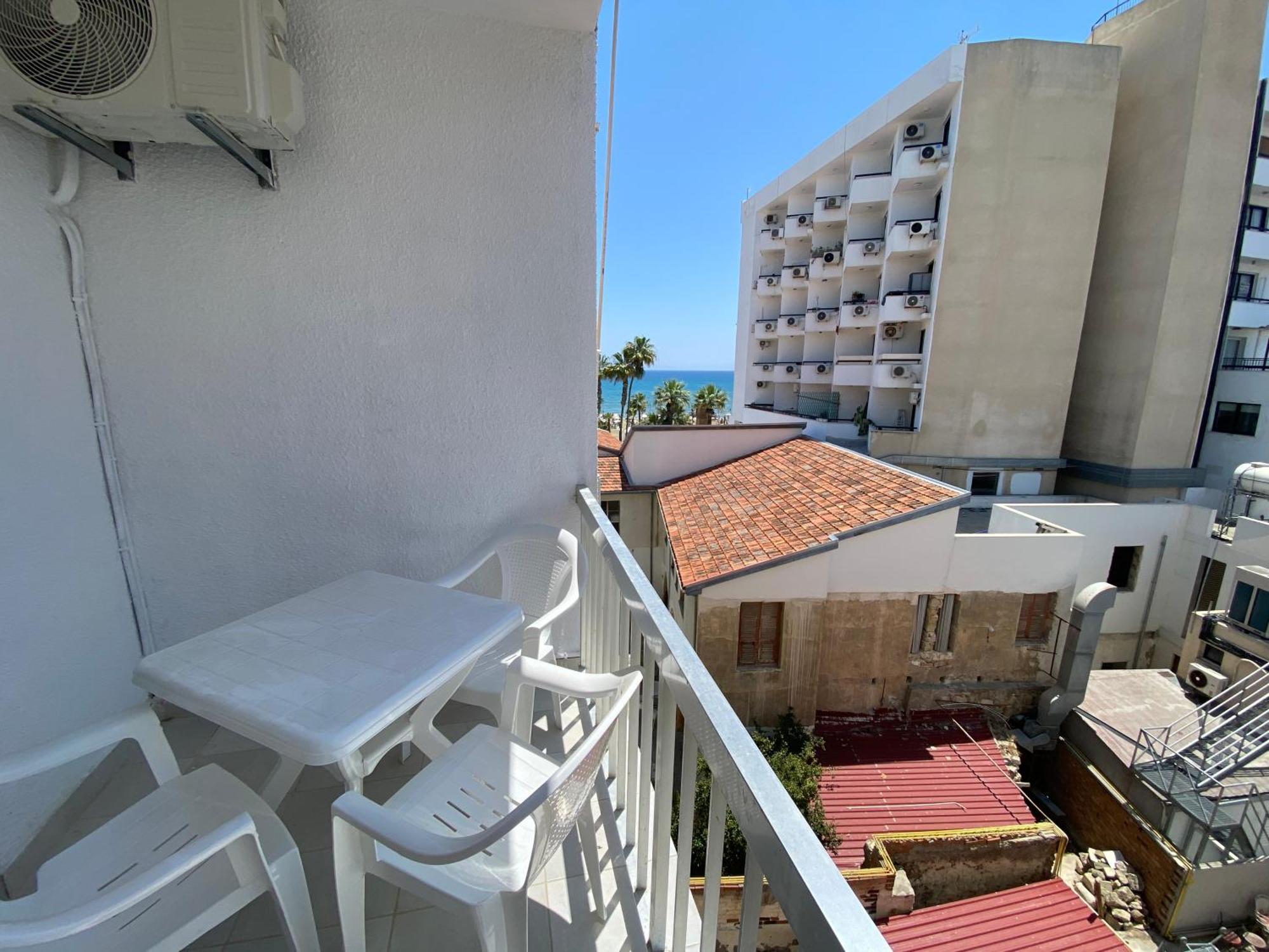 Larnaca Bay Suites Zewnętrze zdjęcie